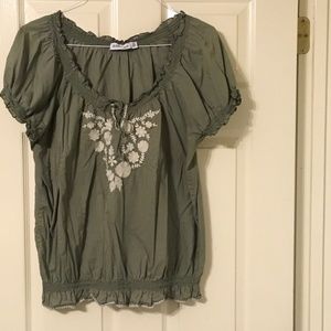 Top, Short Sleeves, Embroidered by St. John Bay